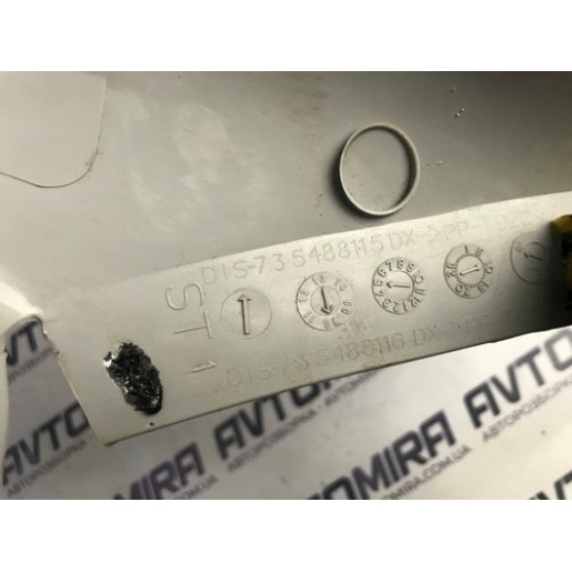 Накладка стійки лобового скла внутрішня Fiat Punto 2009-2011 735488115